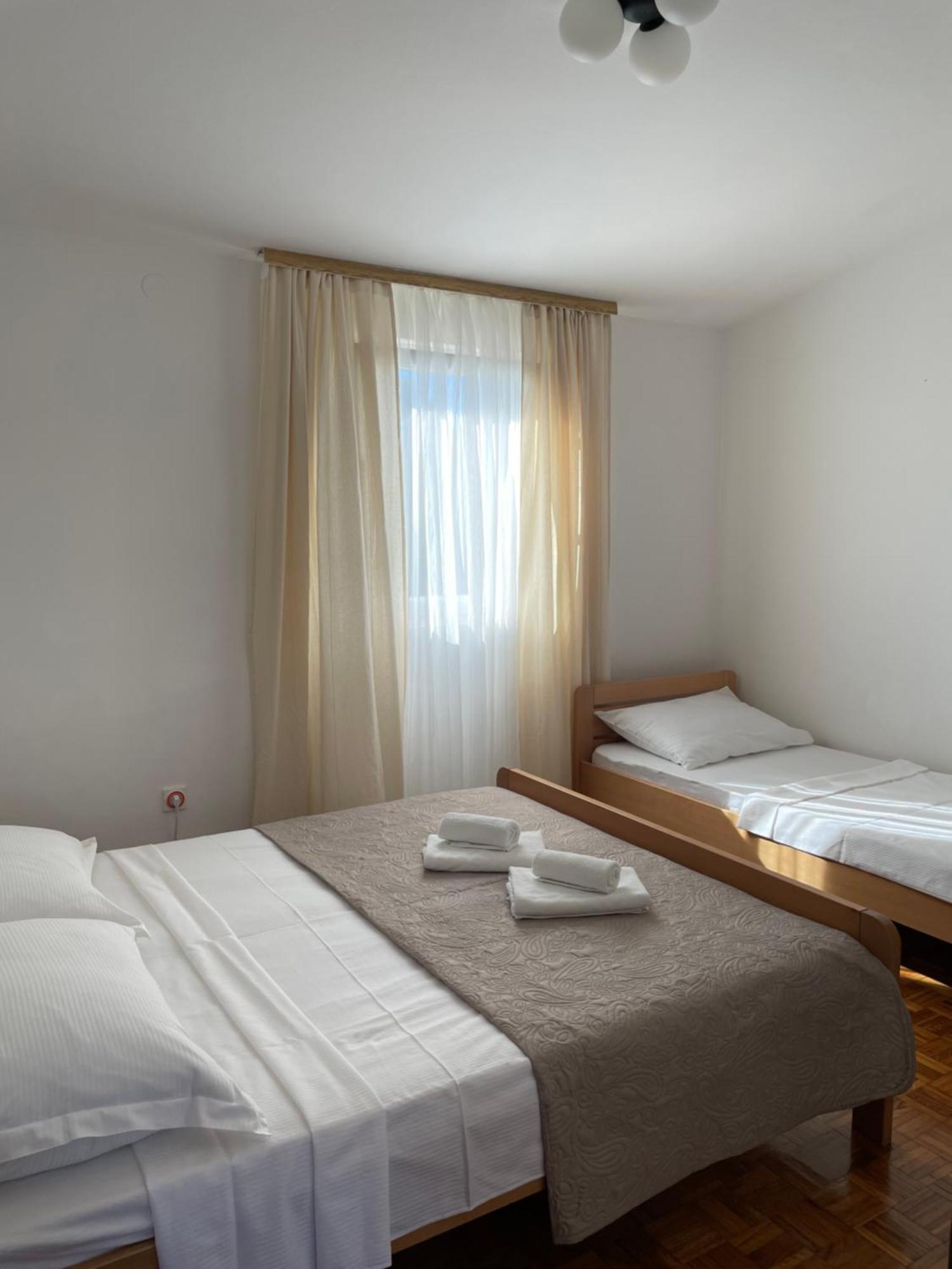 House Susec Apartment Povljana Exterior photo